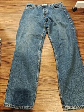 Sezane Slim Straight Jeans in Medium Blue Denim